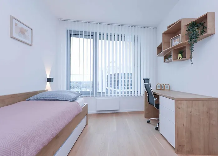Skypark Tower 3-2 Bedroom Luxe With Free Parking * Bratislava