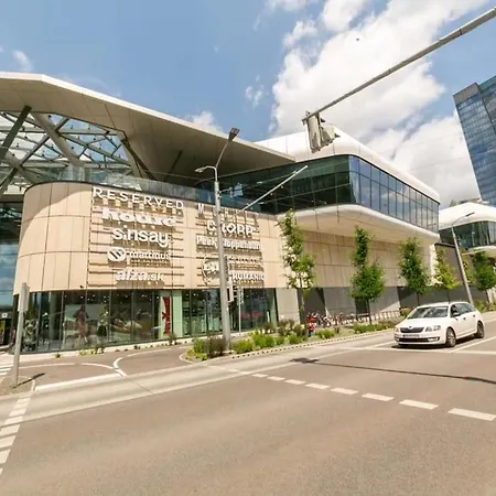 Skypark Tower 3-2 Bedroom Luxe With Free Parking * Bratislava
