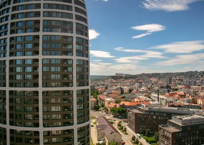 Skypark Tower 3-2 Bedroom Luxe With Free Parking Апартаменты